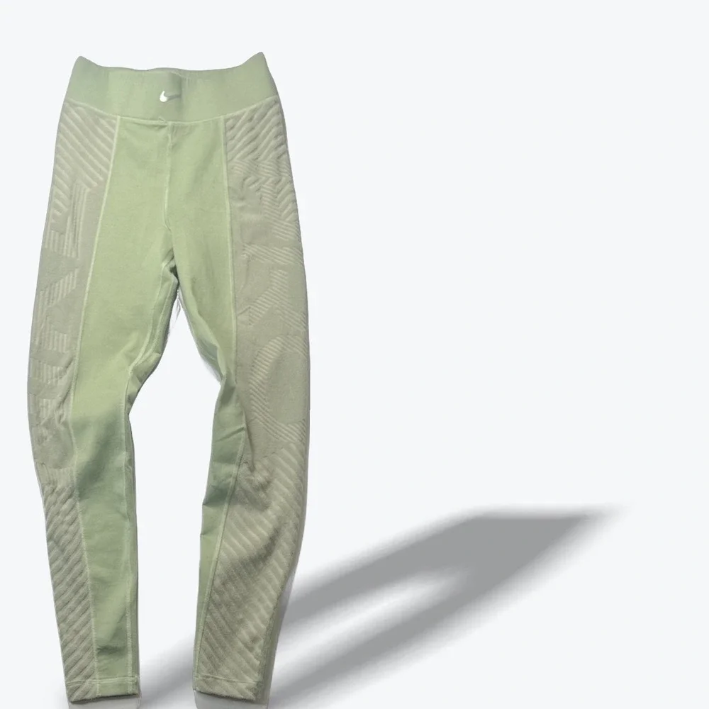Nike Pro Therma FIT ADV Womens Leggings Olive Green Small